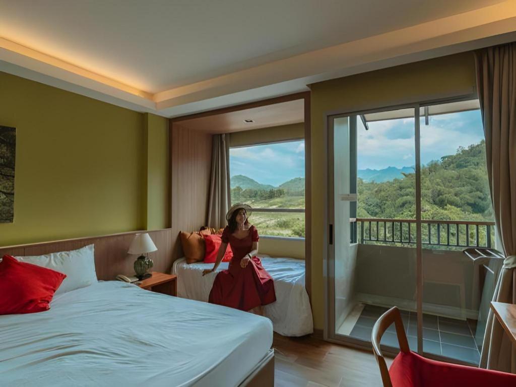 River Kwai Village Hotel Ban Kaeng Raboet Exterior photo